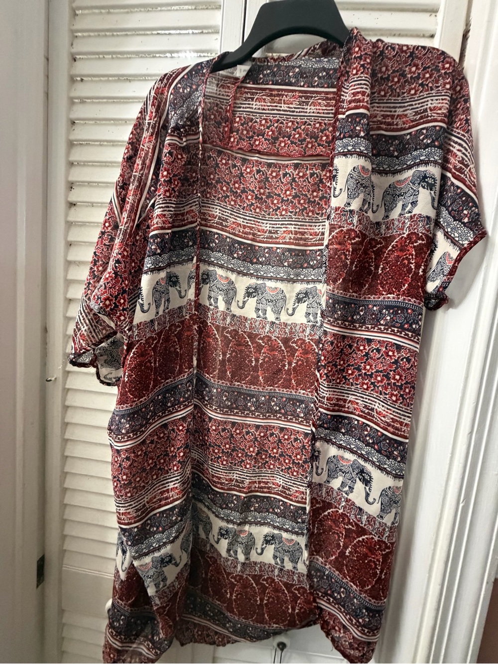 Beautiful Boho Elephant Print Kimono - Red & Navy